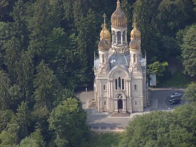 A Russian Orthodox church in Wiesbaden seen from above: five gilded cupolas