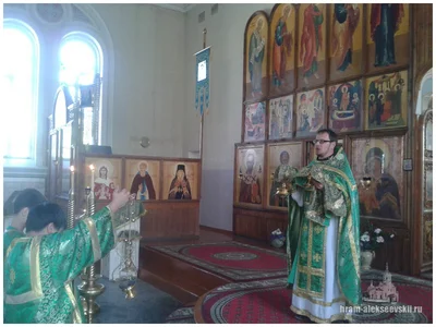 Праздничная литургия Входа Господня в Иерусалим прошла в Свято — Алексиевском соборе