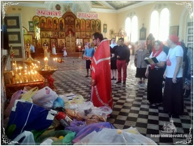 Радоница. Поделиться с нашими усопшими радостью Воскресения Христова.