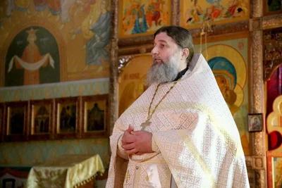 Митрополит Викентий возглавил торжественную службу в честь престольного праздника храма в Свято-Троицком Никольском женском монастыре