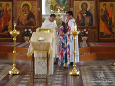 Пономарь храма Максим, вступил на стезю брачной жизни