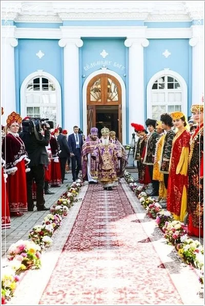 Патриарх Кирилл совершил великий чин освящения главного храма епархии и всего Среднеазиатского митрополичьего округа