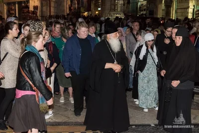 Паломничество на Святую Землю за Благодатным огнем