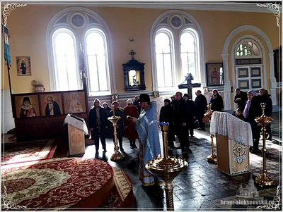 Праздничная Литургия в праздник Сретения Господня