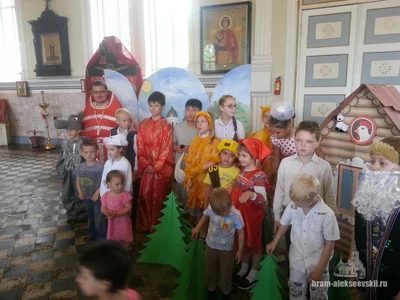Праздничная литургия в честь святых жён-мироносиц