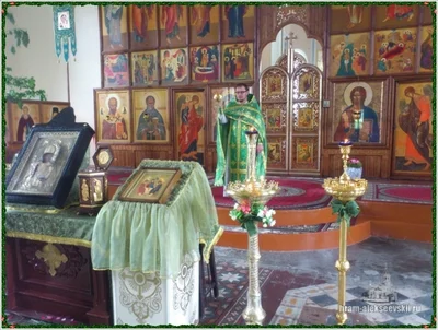 Праздник Святой Троицы в Алексиевском соборе