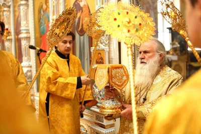 Крепко стоять в вере и благочестии
