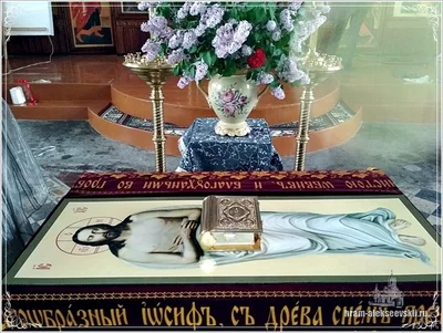 Служения в Великую Пятницу Великого поста