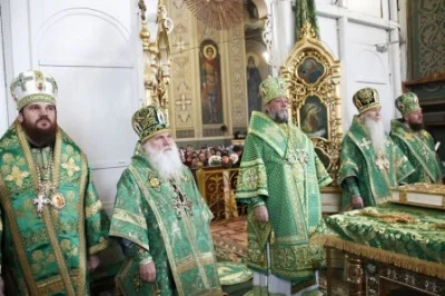 Митрополит Викентий принял участие в торжествах по случаю дня памяти преподобного Паисия Величковского в Молдавии