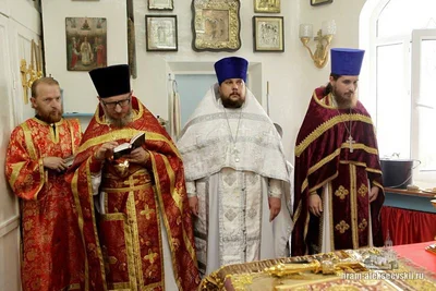 Митрополит Викентий наградил иерея Тимофея Сироджева правом ношения камилавки