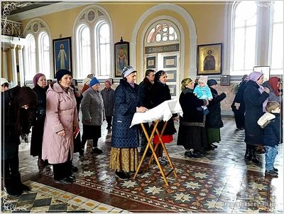Праздничная Литургия в праздник Сретения Господня