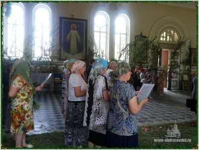 Праздник Святой Троицы в Алексиевском соборе