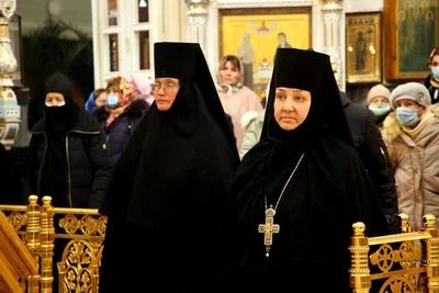В праздник Введения во храм Пресвятой Богородицы митрополит Викентий совершил пресвитерскую и диаконскую хиротонии