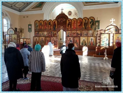 Русская православная церковь отмечает праздник Введения во храм Пресвятой Богородицы