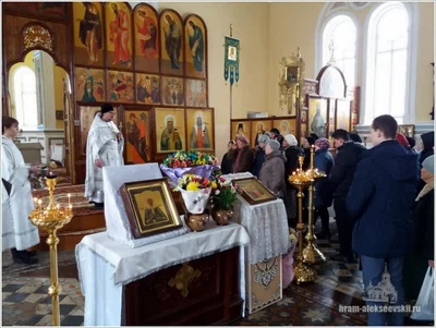 Божественная Литургия в праздник Сретения Господня