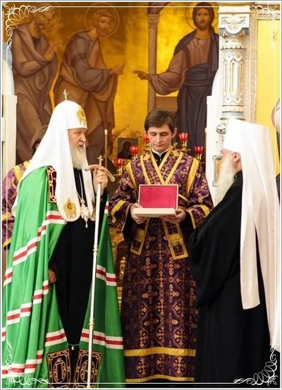 Патриарх Кирилл совершил великий чин освящения главного храма епархии и всего Среднеазиатского митрополичьего округа