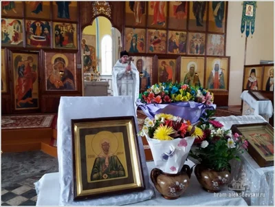 Божественная Литургия в праздник Сретения Господня