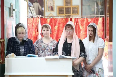 Сотни самаркандцев приложились к чудотворной иконе Божией Матери «Феодоровская»