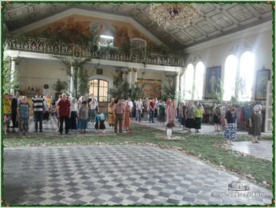 Праздник Святой Троицы в Алексиевском соборе