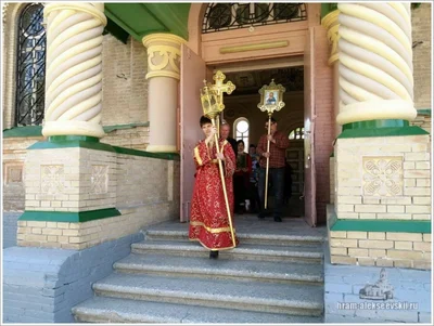 В Субботу Светлой Седмицы