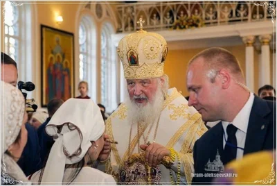 Святейший Патриарх Кирилл совершил вечернее богослужение в соборе святителя Алексия Московского в Самарканде. 30. 09. 2017.