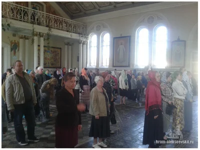 Праздничная литургия Входа Господня в Иерусалим прошла в Свято — Алексиевском соборе