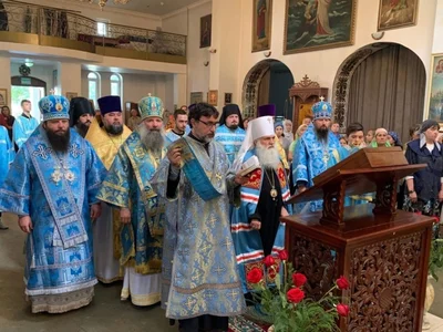 Митрополит Ташкентский и Узбекистанский Викентий, глава Среднеазиатского митрополичьего округа возглавил Божественную литургию в Свято-Никольском кафедральном соборе г. Душанбе