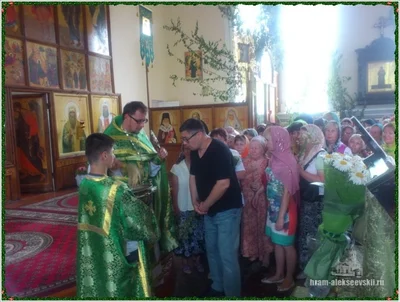 Праздник Святой Троицы в Алексиевском соборе