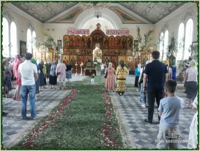 Праздник Святой Троицы в Алексиевском соборе