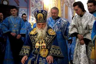 В праздник Введения во храм Пресвятой Богородицы митрополит Викентий совершил пресвитерскую и диаконскую хиротонии