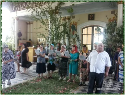 Праздник Святой Троицы в Алексиевском соборе