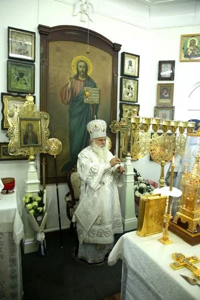 Митрополит Викентий завершил визит в Самарканд, совершив Литургию в Свято-Георгиевском храме