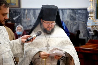 Поминовение усопших совершил митрополит Викентий в соборе