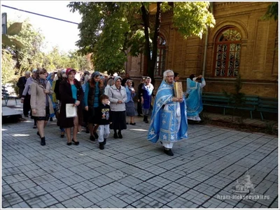 Престольный праздник Покровского храма города Самарканда