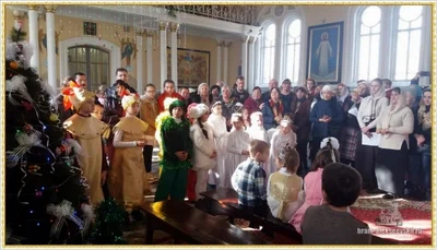 Дорогие братья и сестры, поздравляем Вас с Рождеством Христовым!