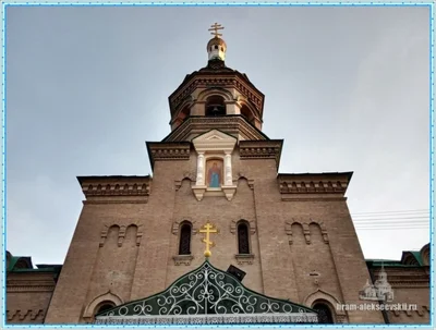 Русская православная церковь отмечает праздник Введения во храм Пресвятой Богородицы