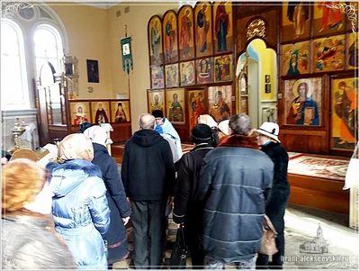 Праздничная Литургия в праздник Сретения Господня