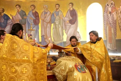 Крепко стоять в вере и благочестии
