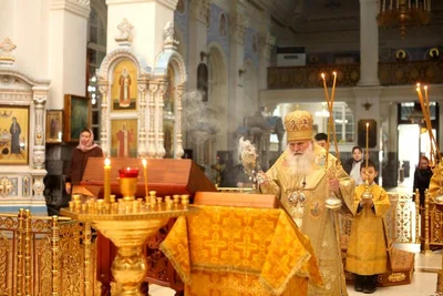 Крепко стоять в вере и благочестии