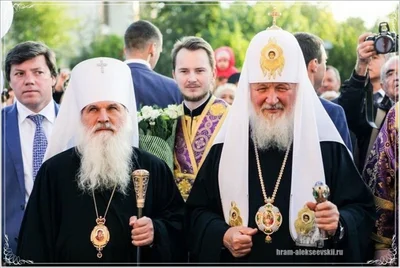 Святейший Патриарх Кирилл совершил вечернее богослужение в соборе святителя Алексия Московского в Самарканде. 30. 09. 2017.