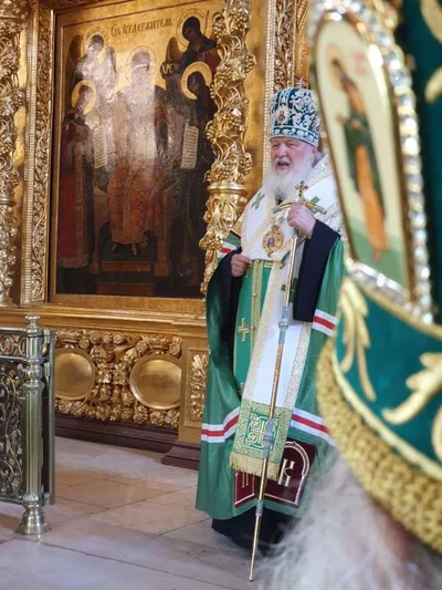 Митрополит Ташкентский и Узбекистанский Викентий сослужил Святейшему Патриарху Московскому и всея Руси Кириллу в молебне перед чтимой иконой преподобного Сергия Радонежского