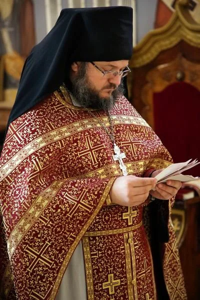В Ташкент доставлен ковчег с частицей мощей святого великомученика Димитрия Солунского