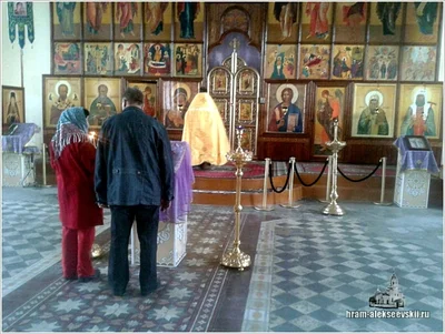 Божественная литургия памяти святителя Спиридона, епископа Тримифунтского