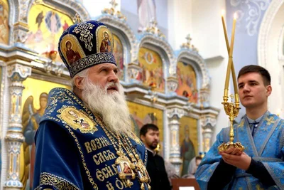 В праздник Введения во храм Пресвятой Богородицы митрополит Викентий совершил пресвитерскую и диаконскую хиротонии