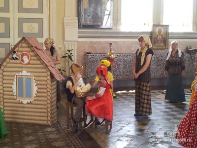 Праздничная литургия в честь святых жён-мироносиц