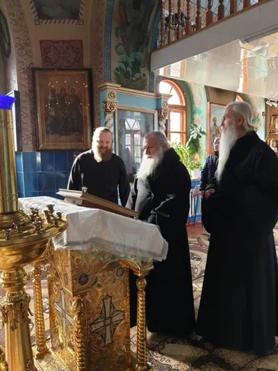 Митрополит Викентий посещает Православную Церковь Молдовы