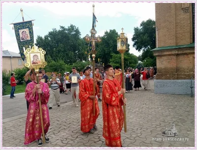 Праздничное Богослужение в день обретения мощей святителя Алексия