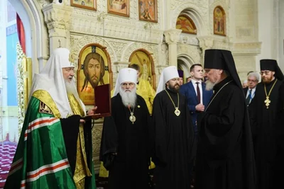 Архипастырь Ташкентской епархии митрополит Викентий молился за малым освящением кафедрального храма святых Жен-мироносиц г. Баку