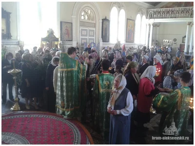 Праздничная литургия Входа Господня в Иерусалим прошла в Свято — Алексиевском соборе