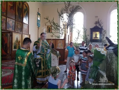 Праздник Святой Троицы в Алексиевском соборе
